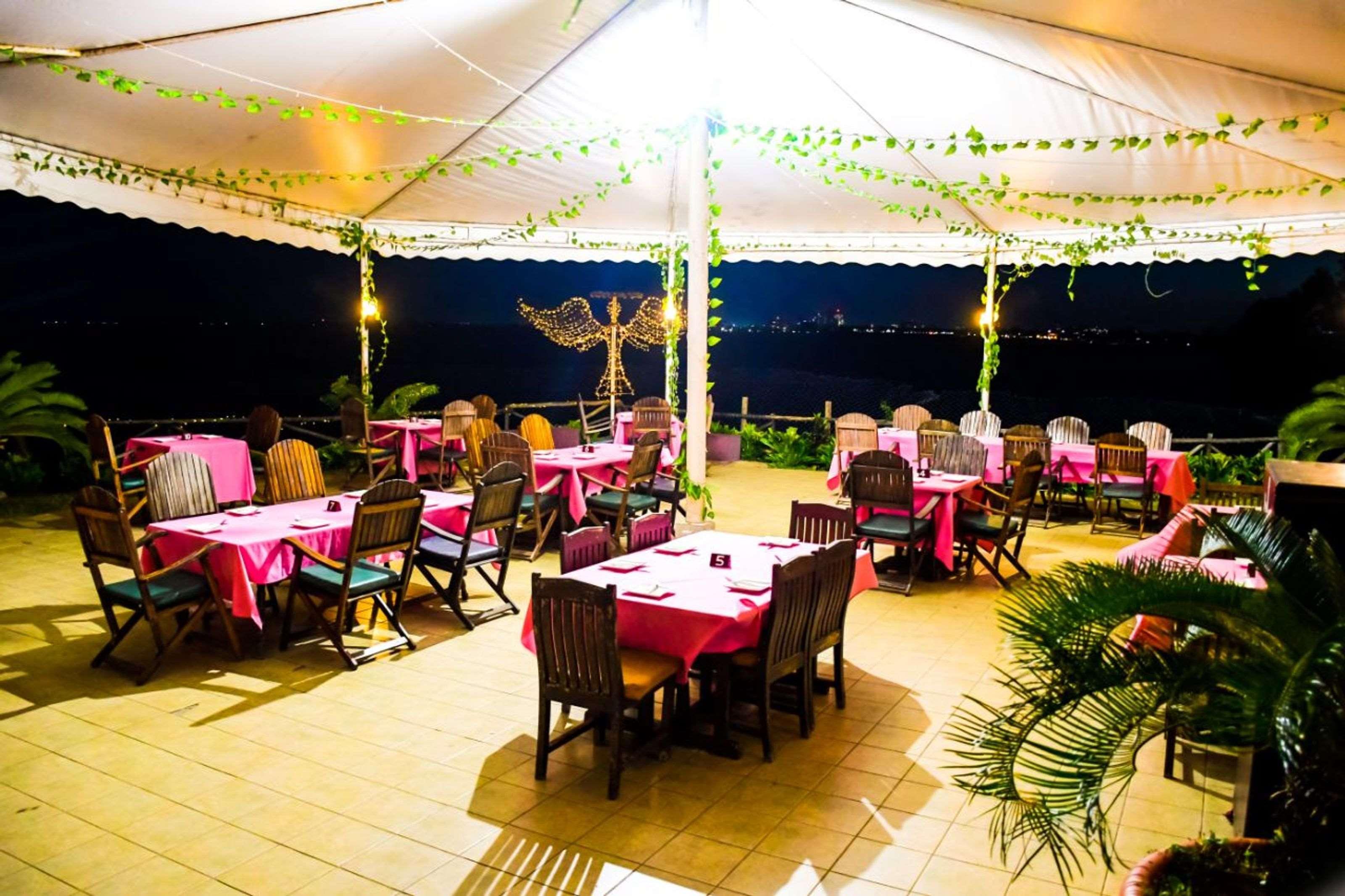 Golden Tulip Dar Es Salaam Hotel Екстериор снимка