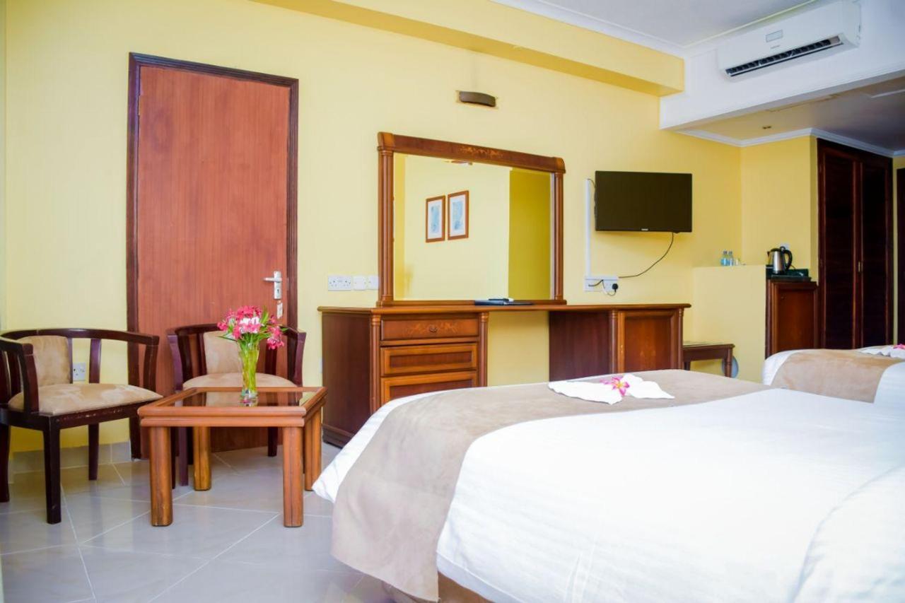 Golden Tulip Dar Es Salaam Hotel Екстериор снимка